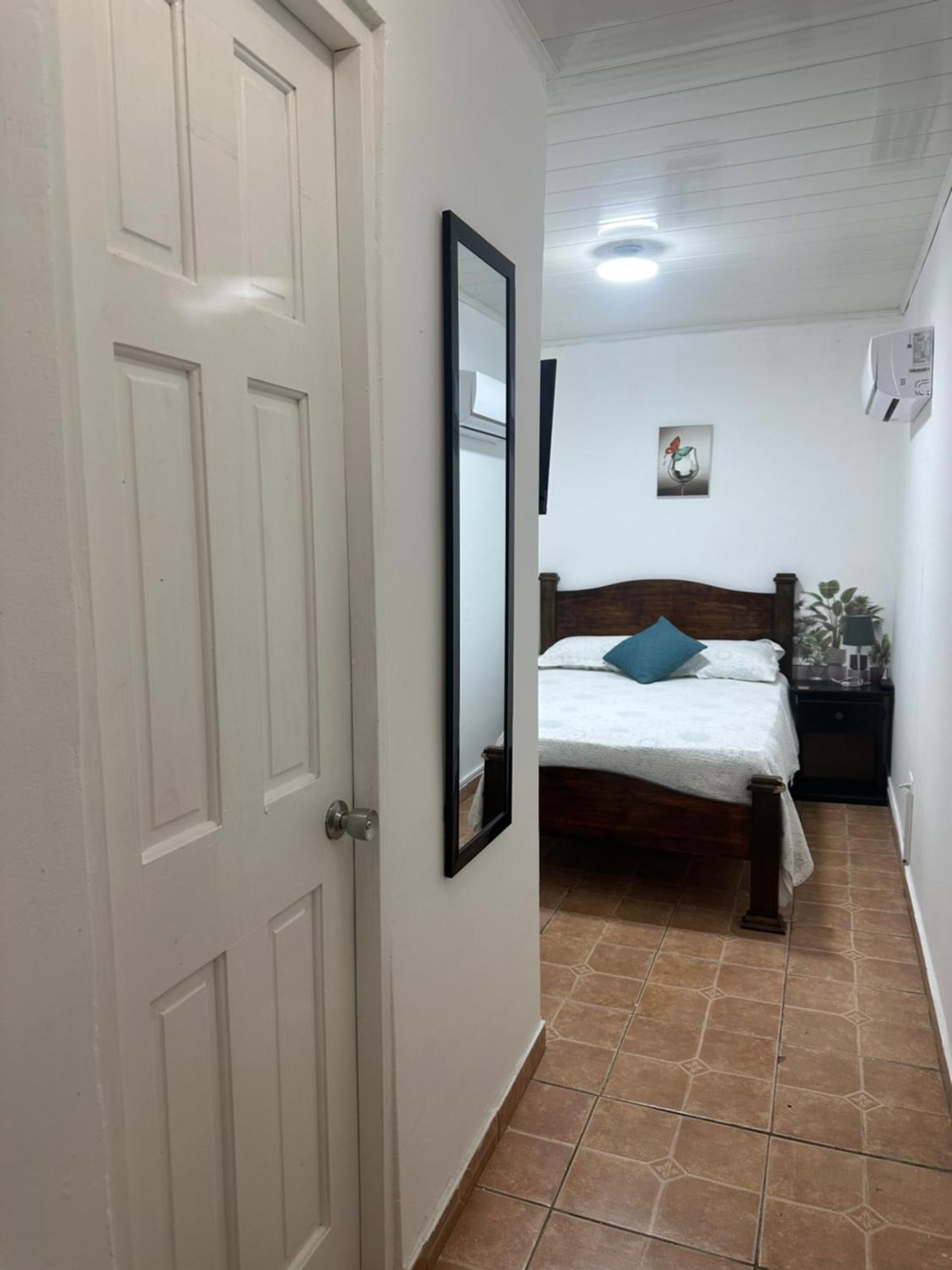Hostal Compostela Inn David Exterior foto